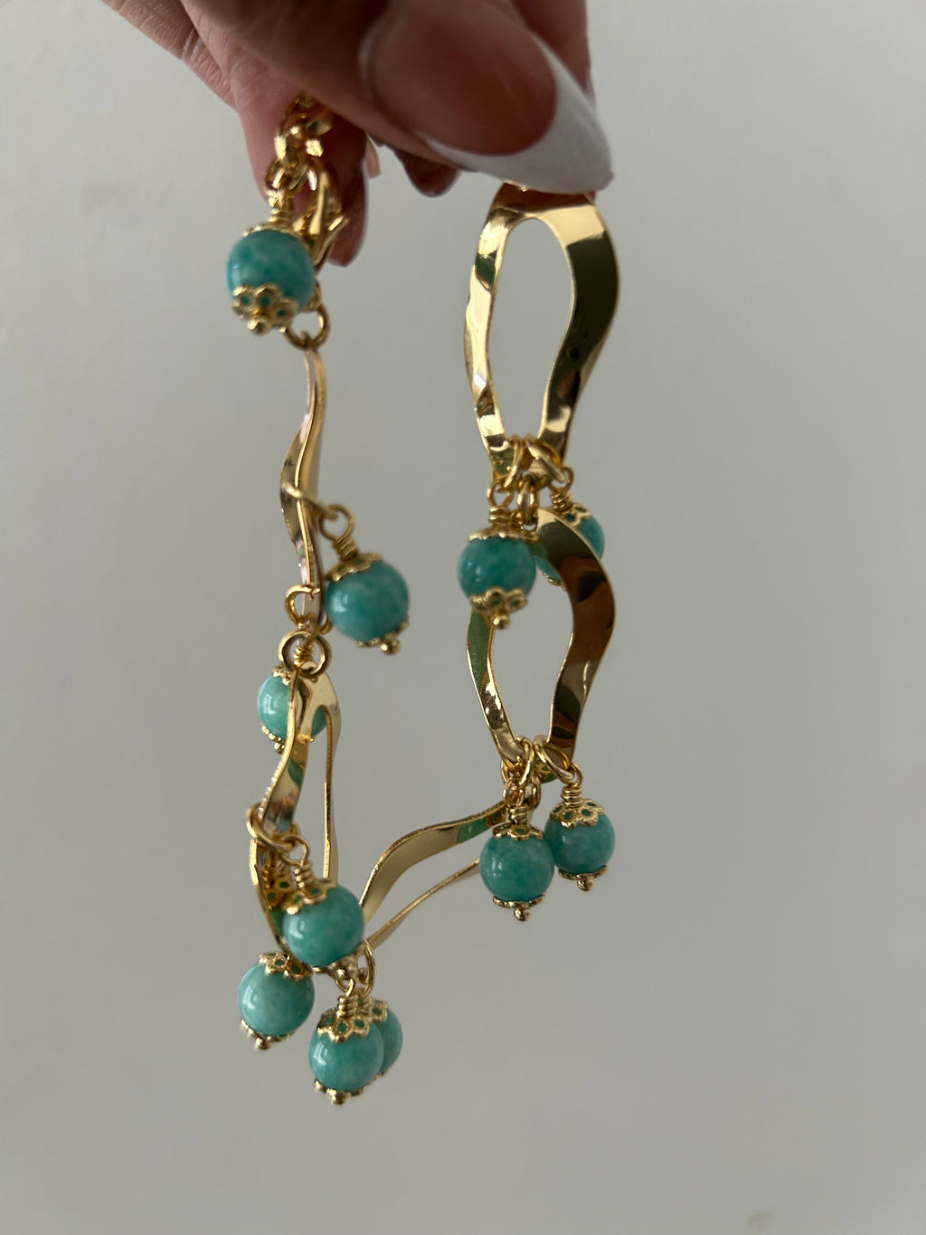 Gold curve bracelet