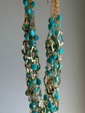 Gold curve necklace